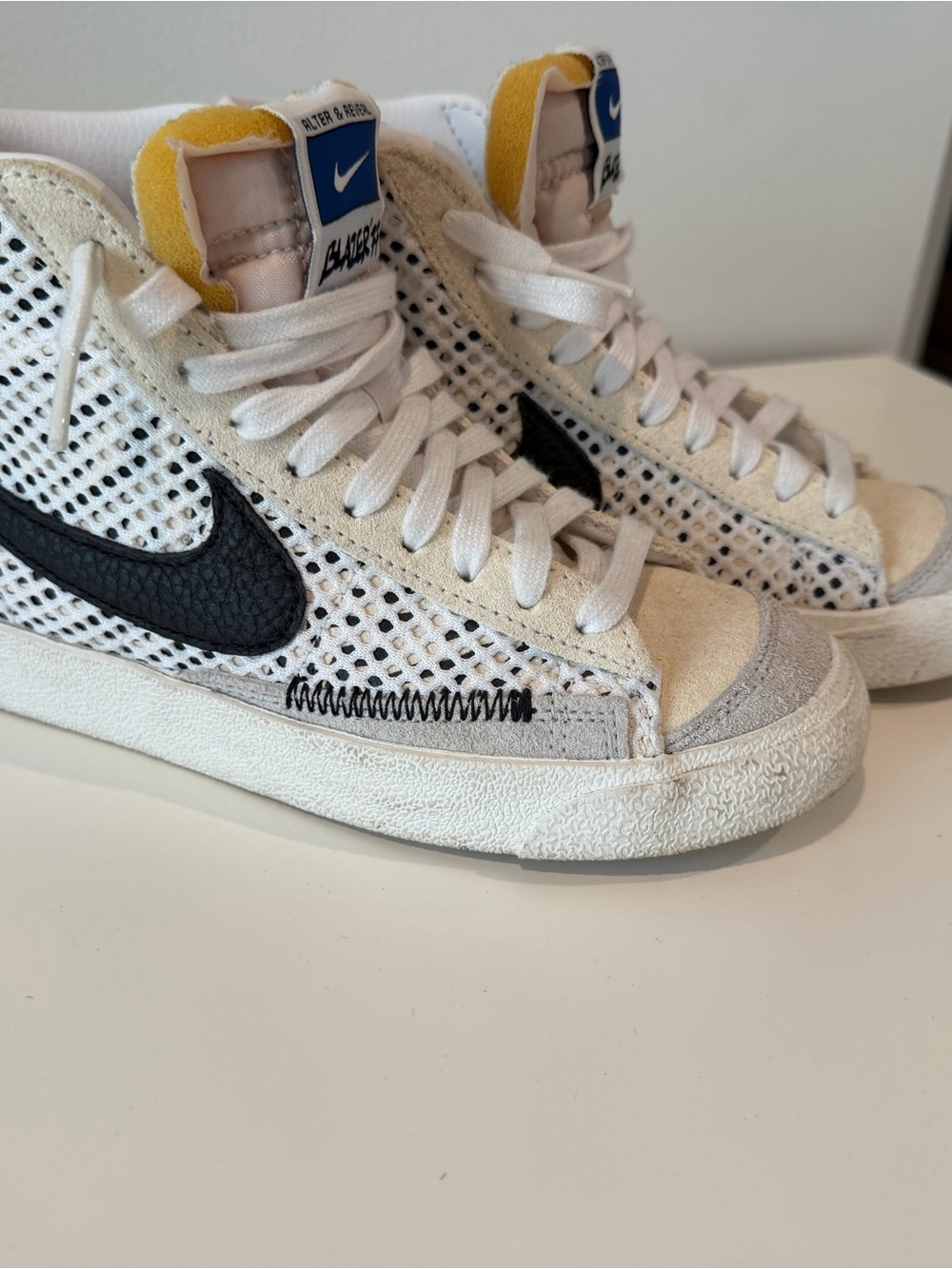 Nike Blazer Mid kids White & Black Casual Sneaker